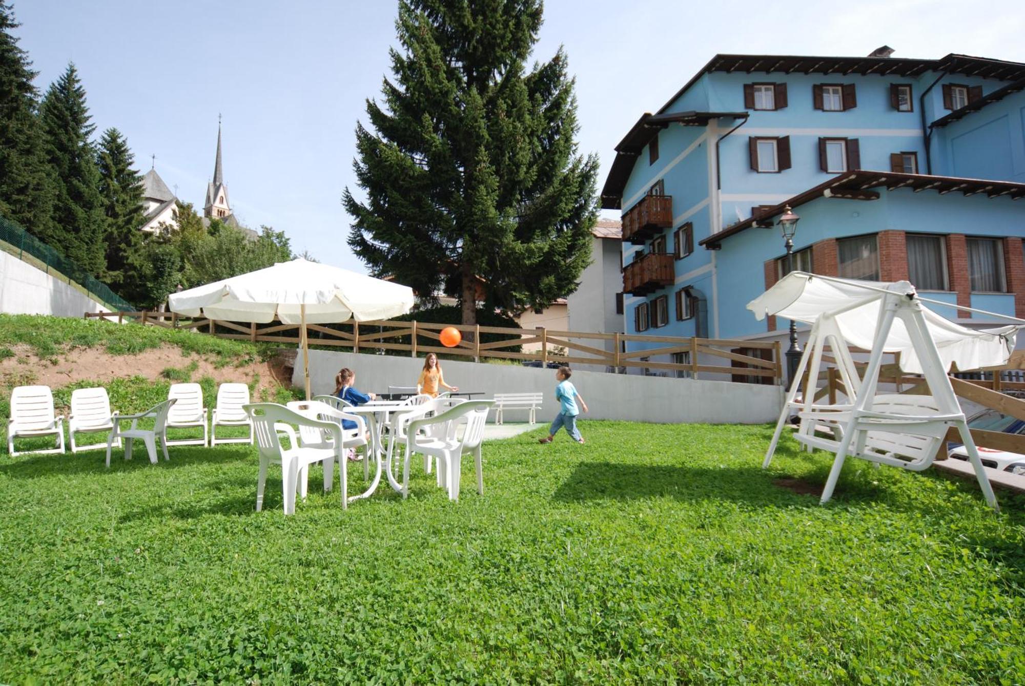 Hotel Ancora Moena Luaran gambar